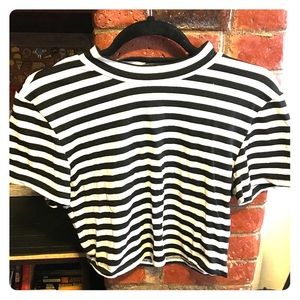 Vixen stripe short sleeved crop top
